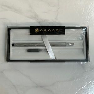 Cross fountain pen in chrome